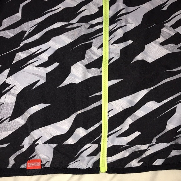 Reversible adidas rain jacket/windbreaker - Picture 7 of 8